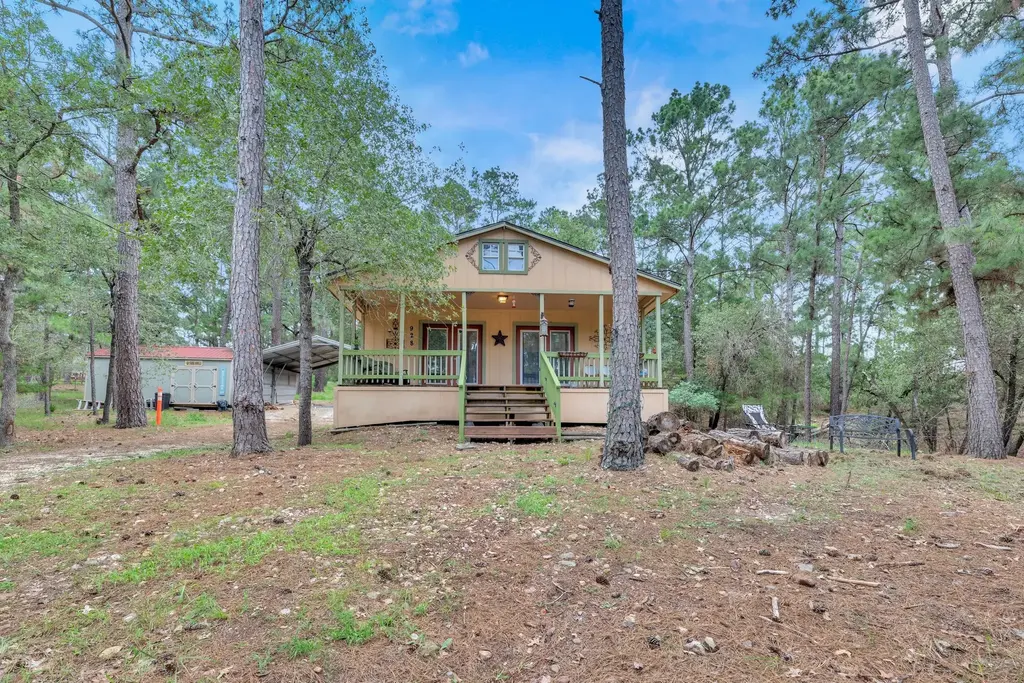 928 Moccasin Trail, La Grange
