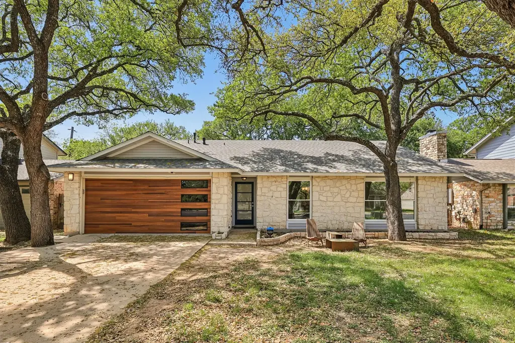 4603 Whispering Valley Drive, Austin