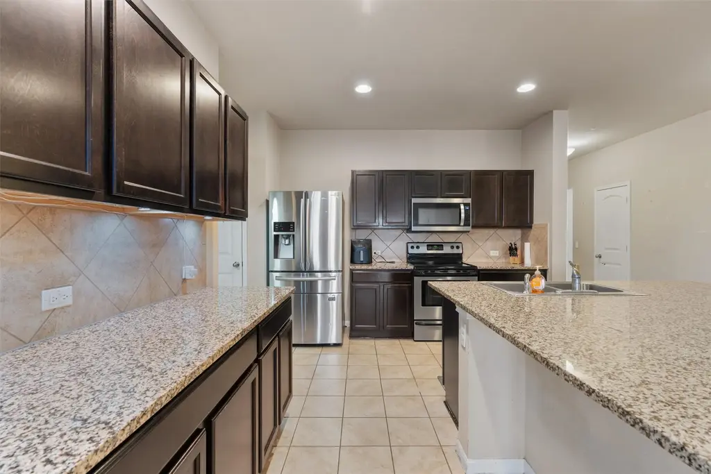 124 Denton Drive, Hutto