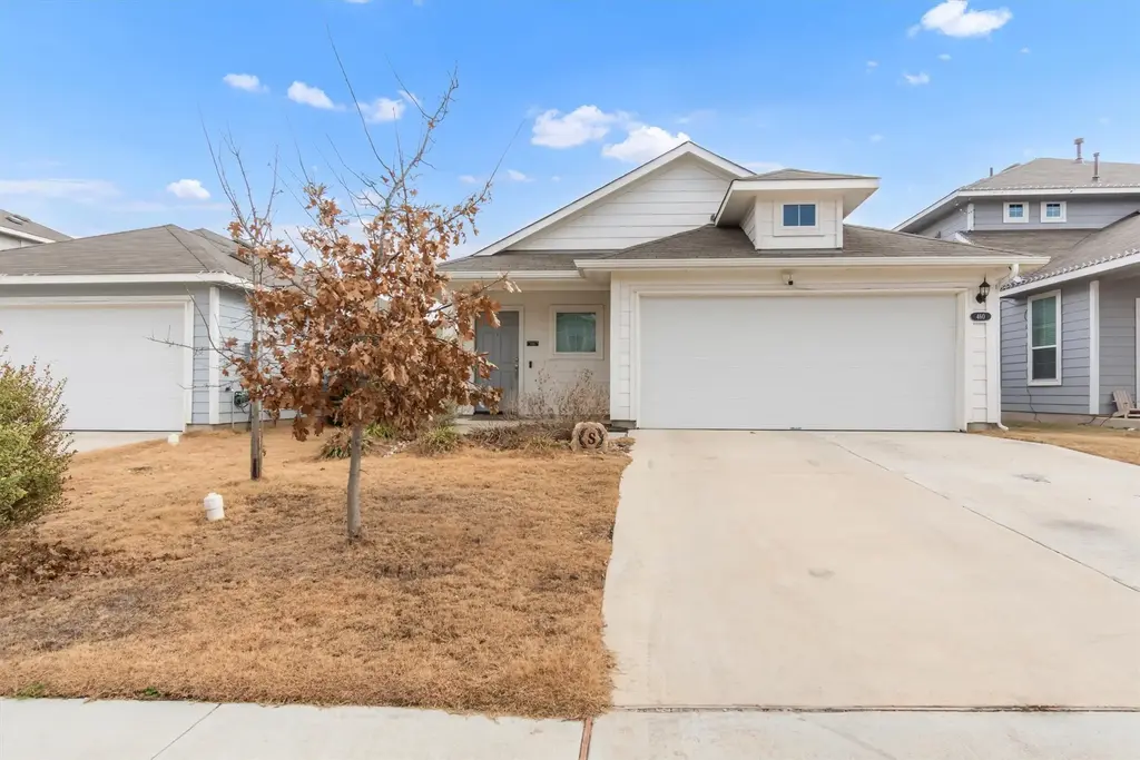 460 Delta Crest, Maxwell