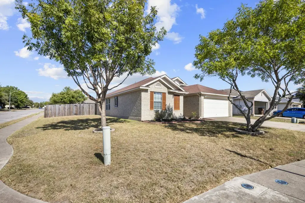3400 Covered Wagon Trail, Round Rock