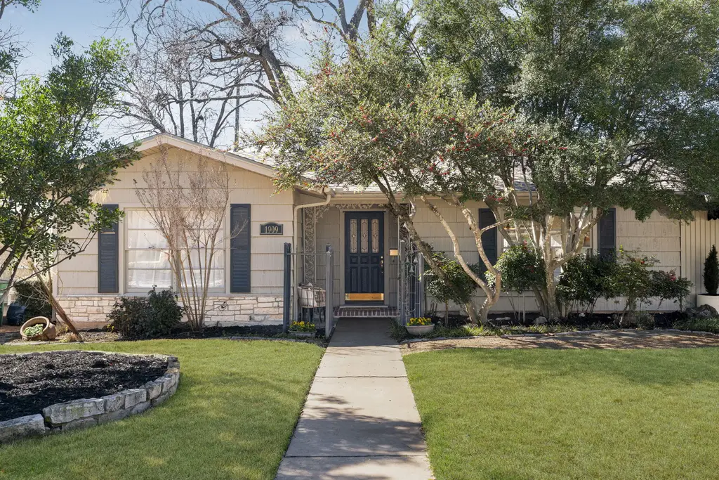1909 Brentwood Street, Austin