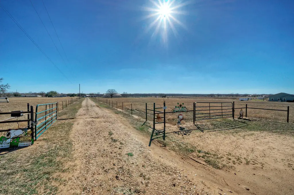 273 Bobs Trail, Bastrop