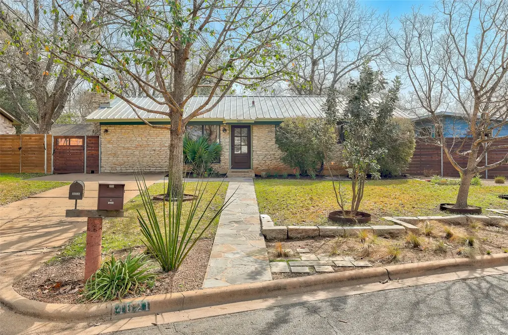 4621 Banister Lane, Austin