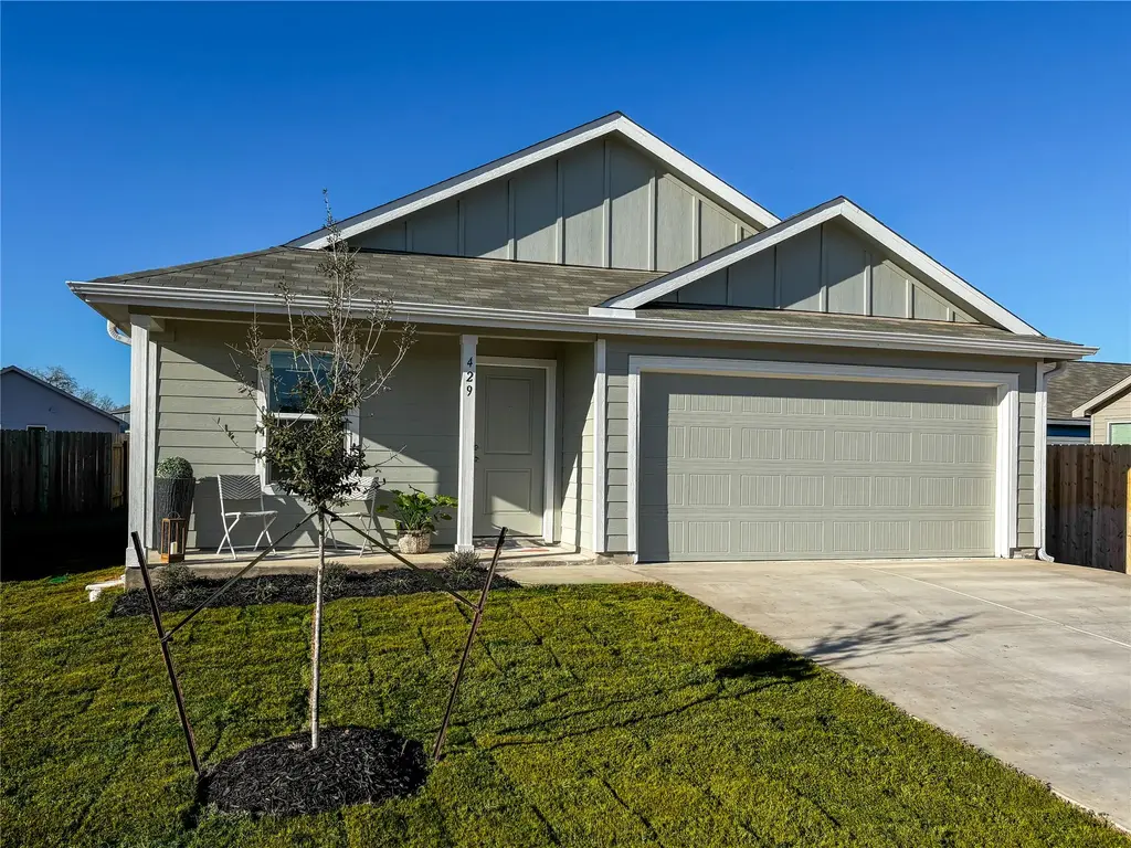 429 Monsoon Drive, Lockhart