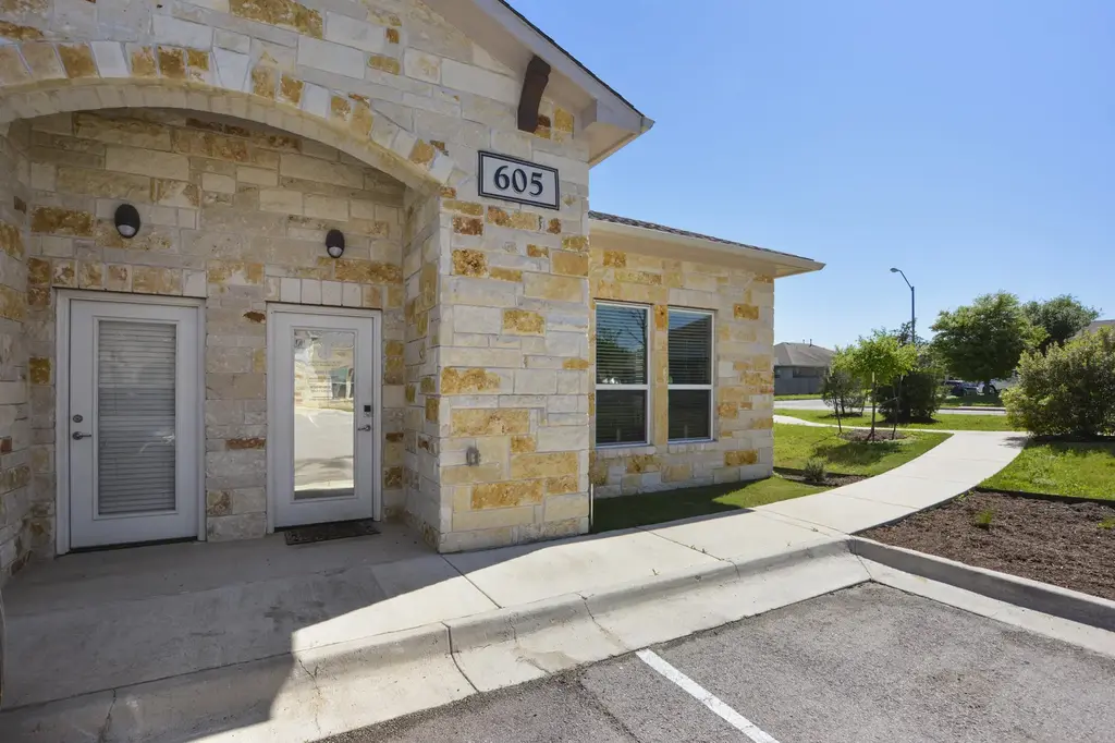 1101 Satellite View 605, Round Rock