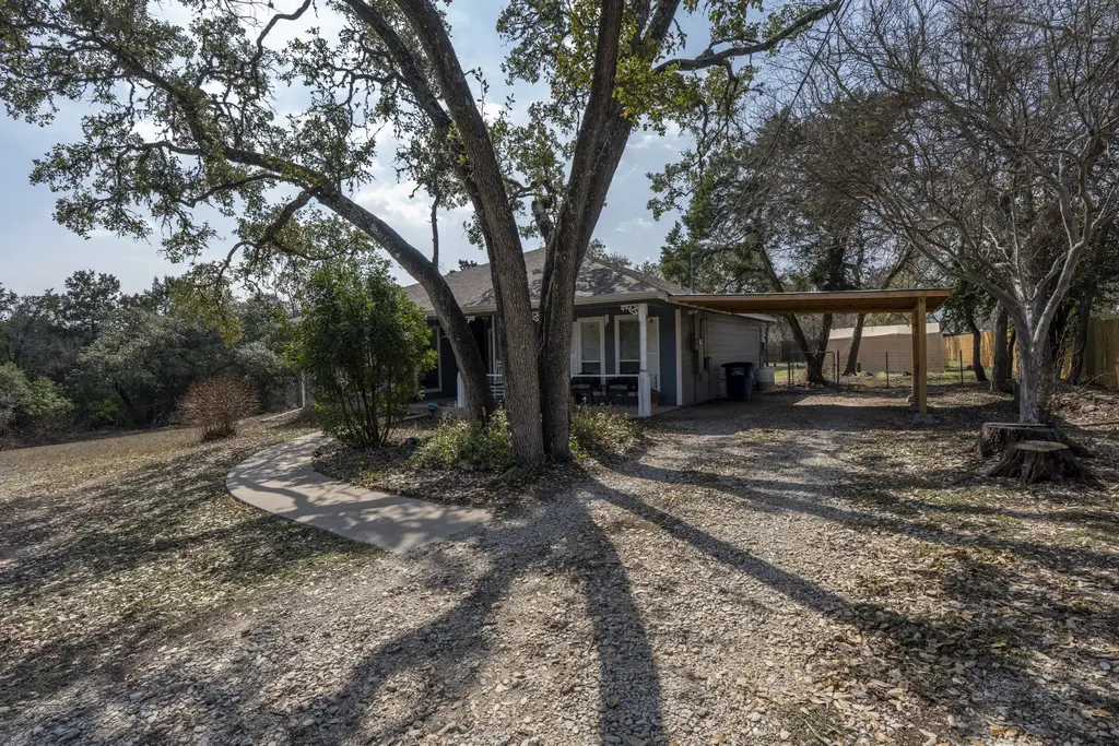215 Harmons Way, San Marcos
