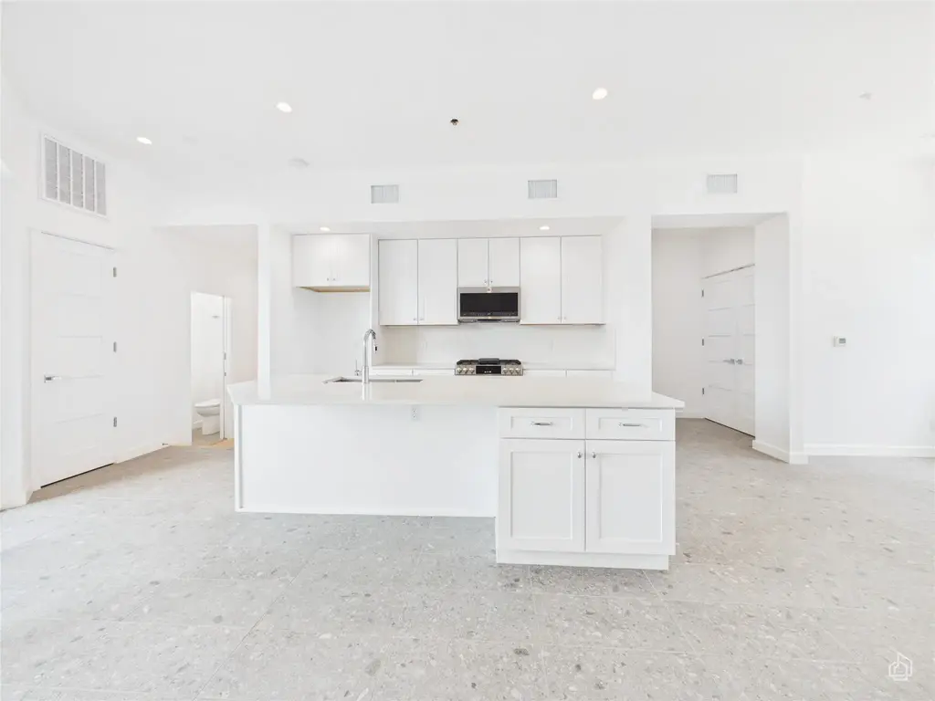 5912 Harold Court 104, Austin