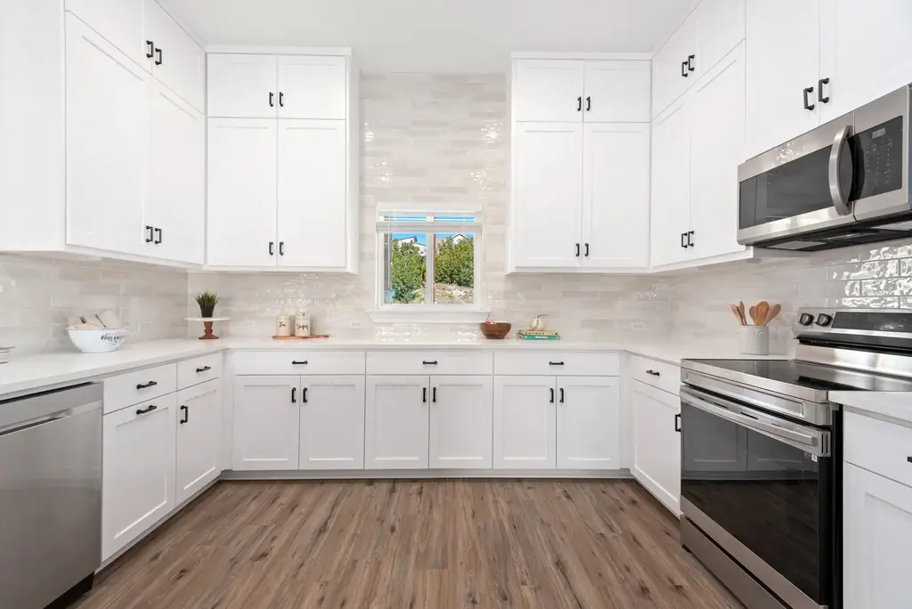 17701 Village Drive, Dripping Springs