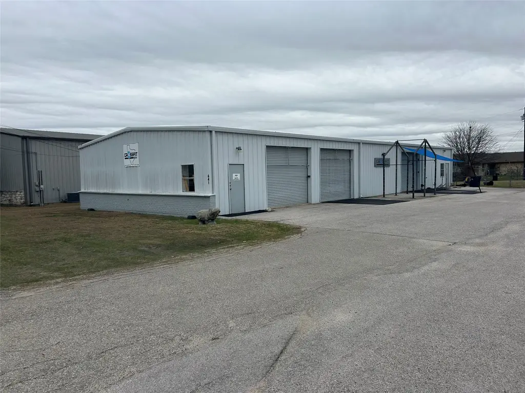 641 W Front Street, Hutto