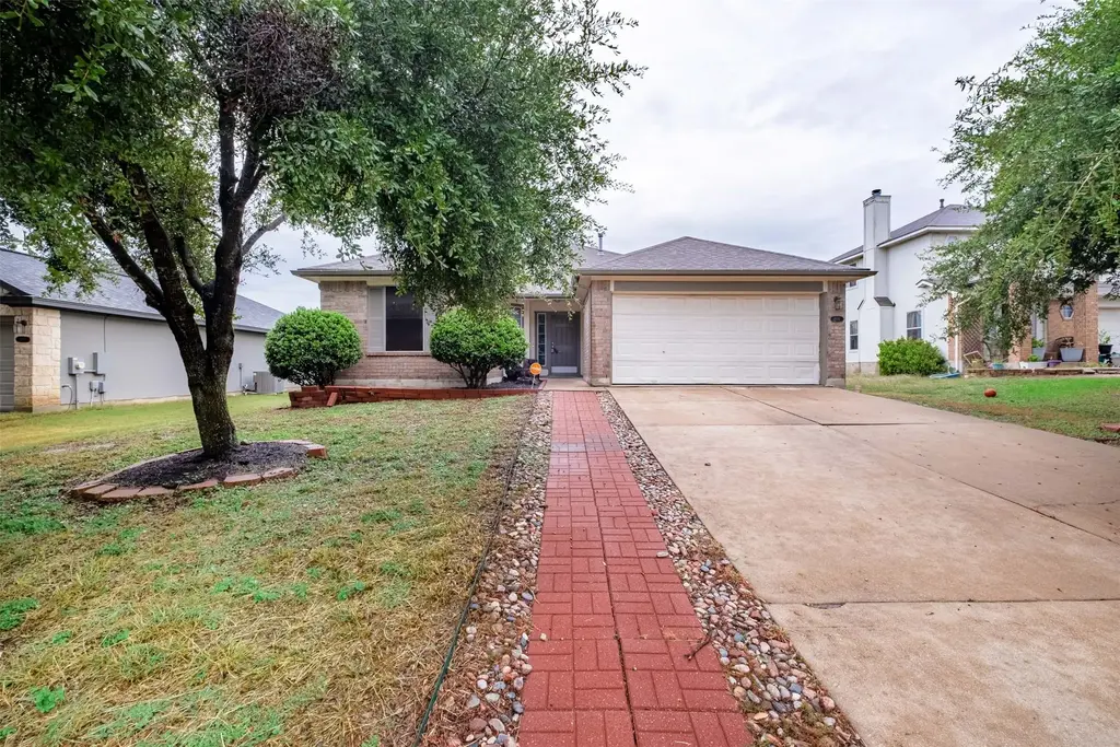 105 Cattail Cove, Hutto