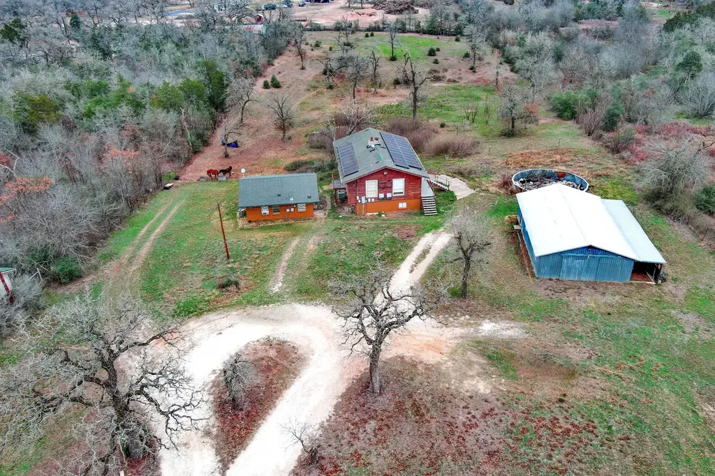537 Leisure Lane, Cedar Creek