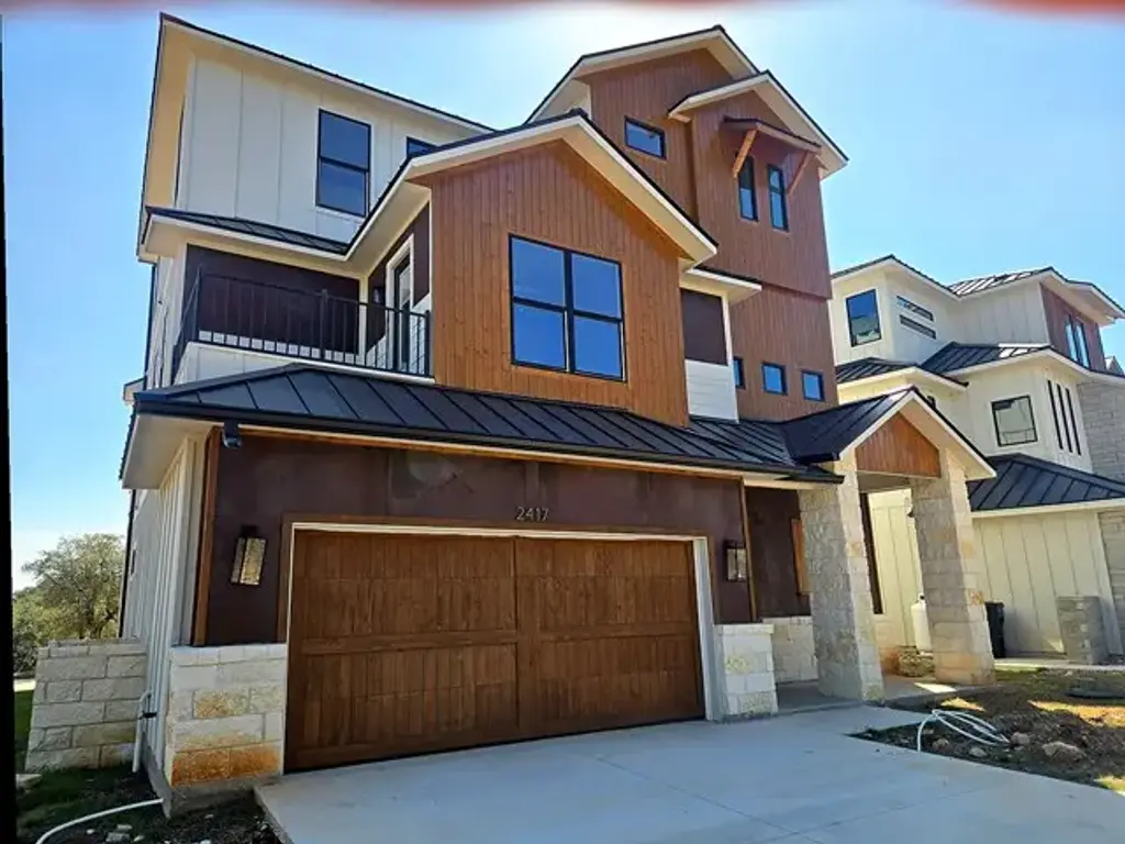 2417 Bruin Drive, Spicewood