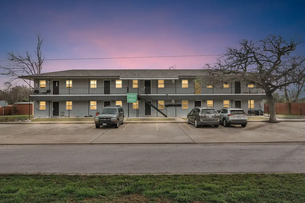 306 Calhoun Drive, Rockdale