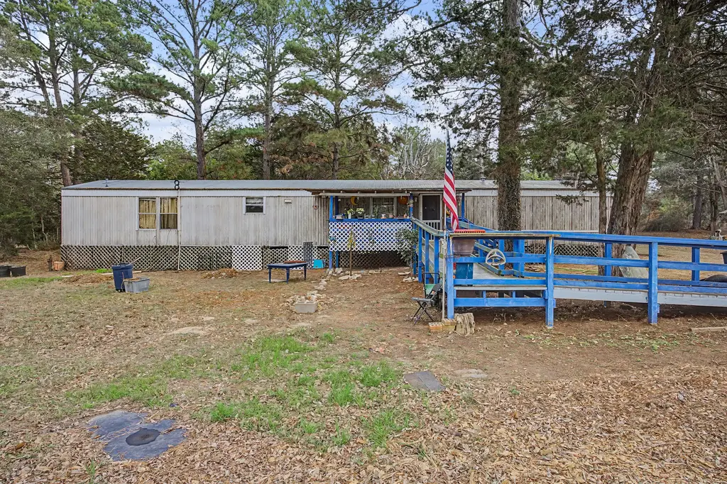 105 S Austin Drive, Paige