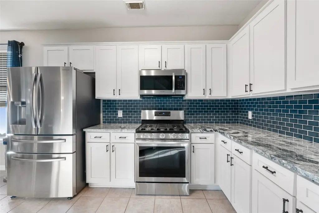 1712 Lynnville Trail, Austin