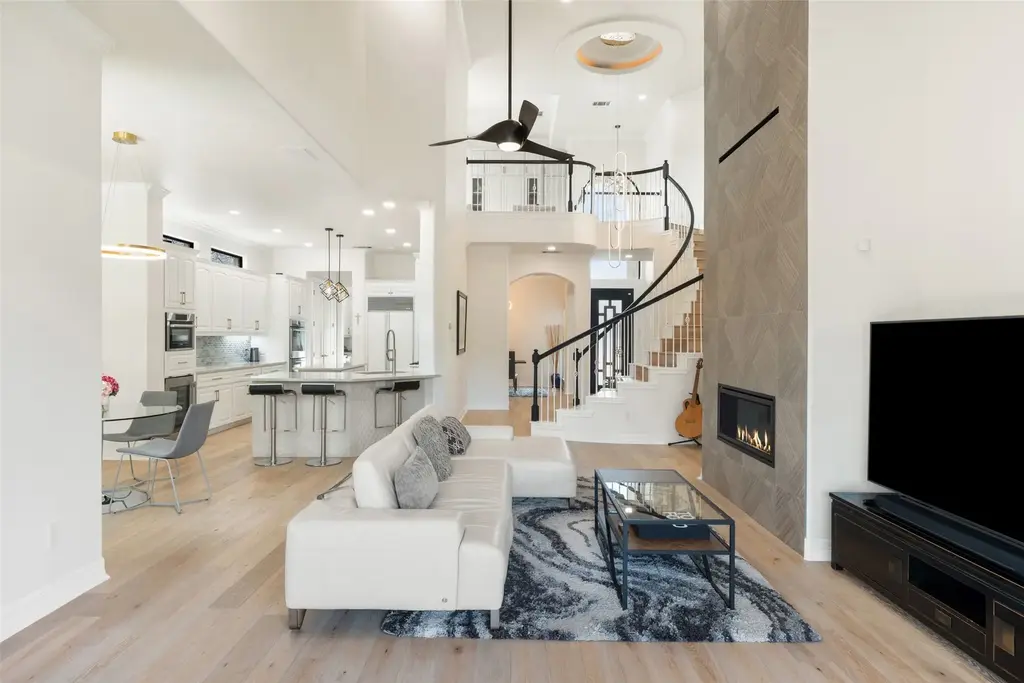 3979 River Place Boulevard, Austin
