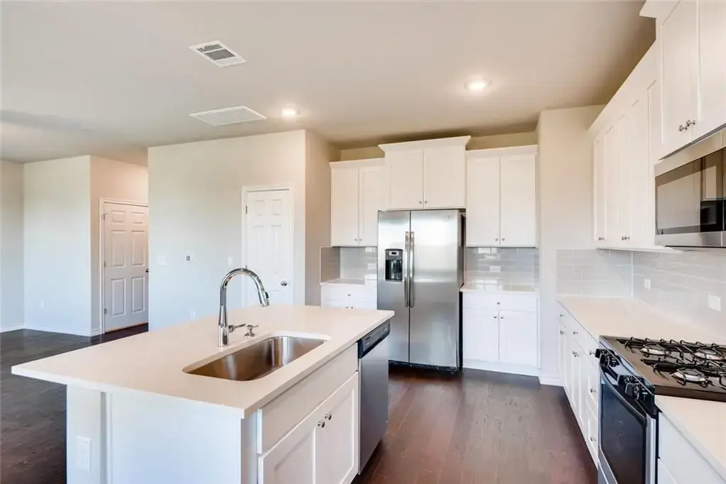 11608 Roxburgh Pass, Austin