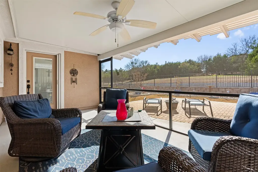 124 Huntsville Cove, Georgetown