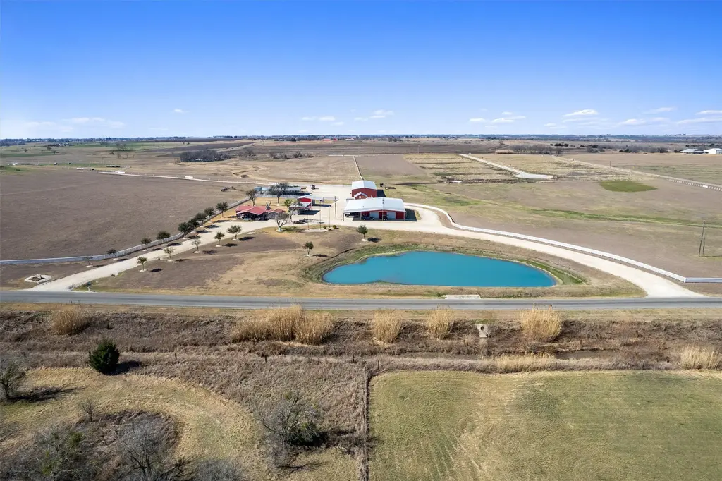 5300 County Road 424, Taylor