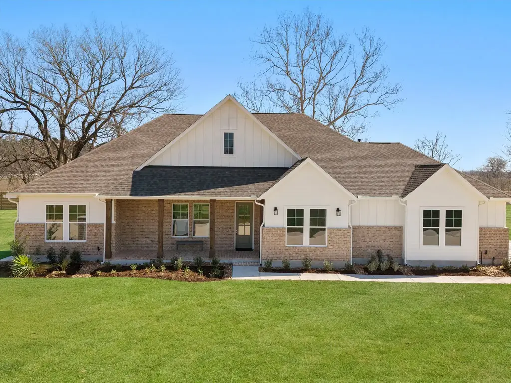 151 Moonlight Drive, Smithville