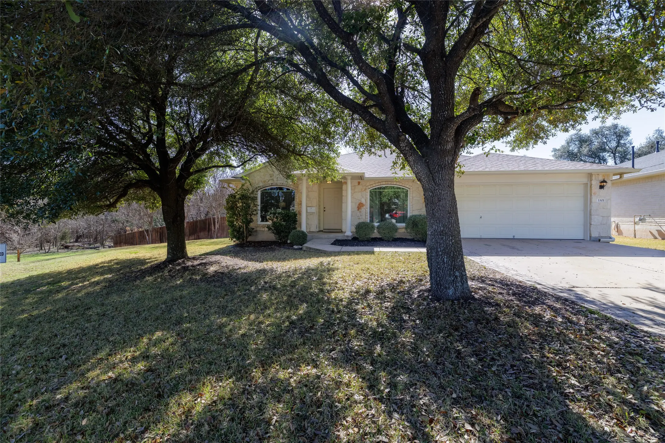Photo of Listing #2356508