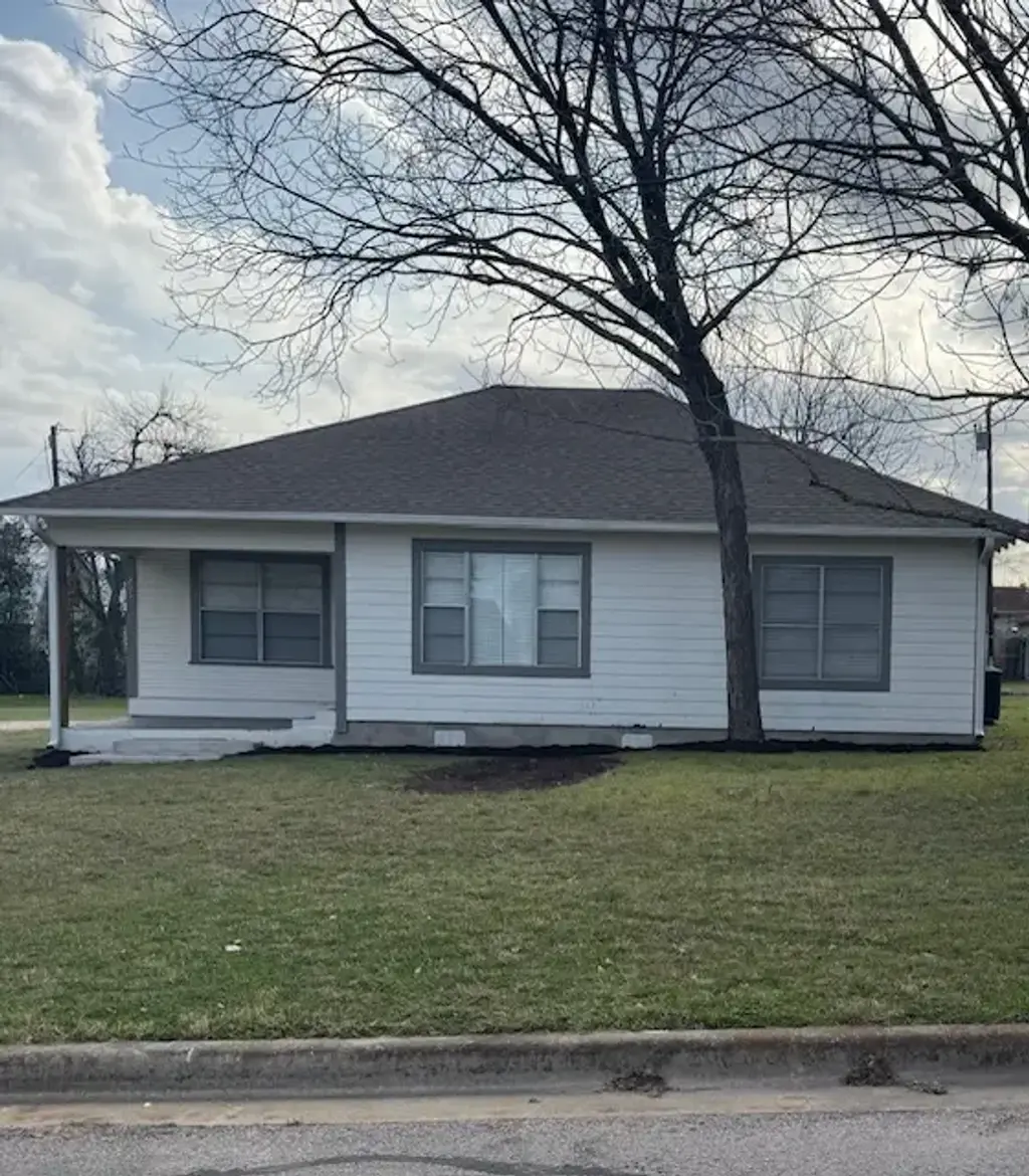 205 E Hoopes Avenue, Pflugerville
