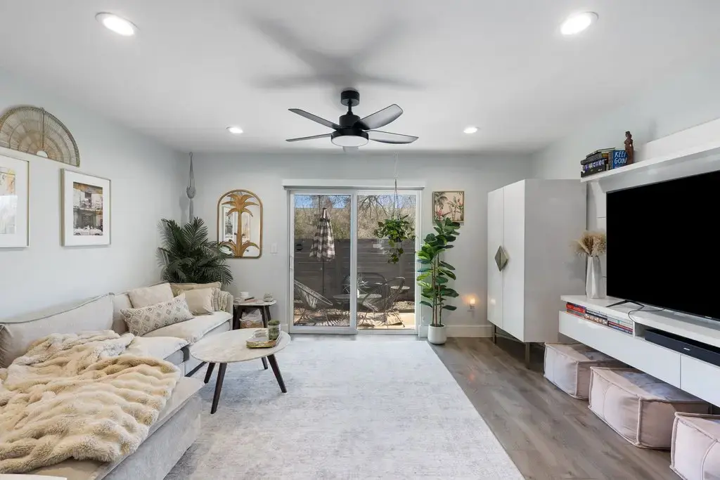 3812 Southway Drive 103, Austin