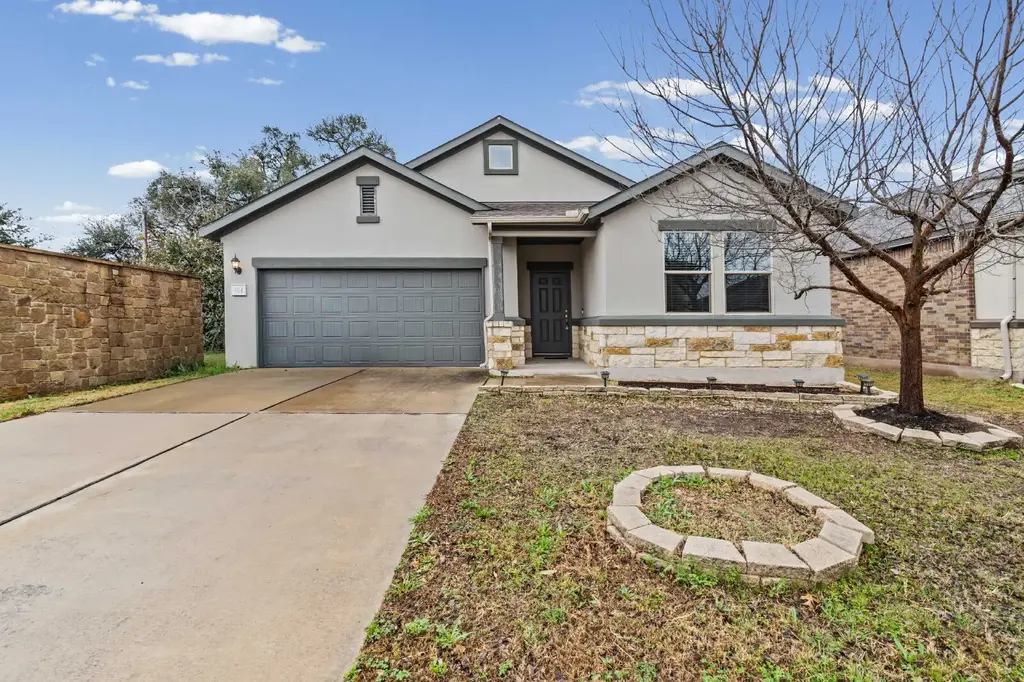 204 Tulum Terrace, Leander