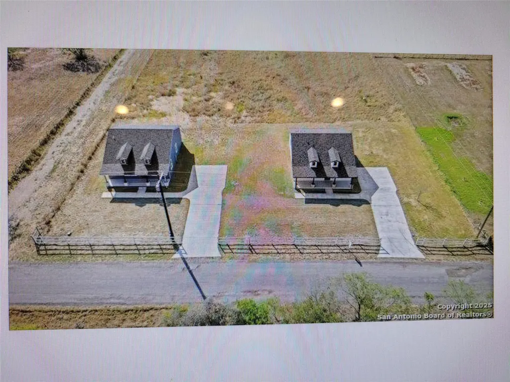 577 County Road 422 Road, Stockdale