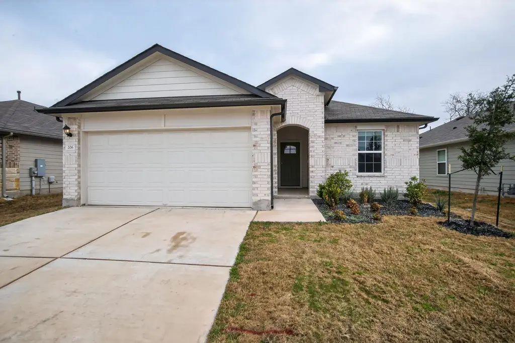 206 Addison Place, Lockhart