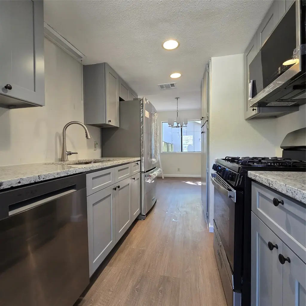 1305 Dobie Drive A, Austin