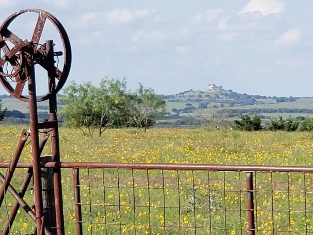 7947 County Road 1255, Lampasas