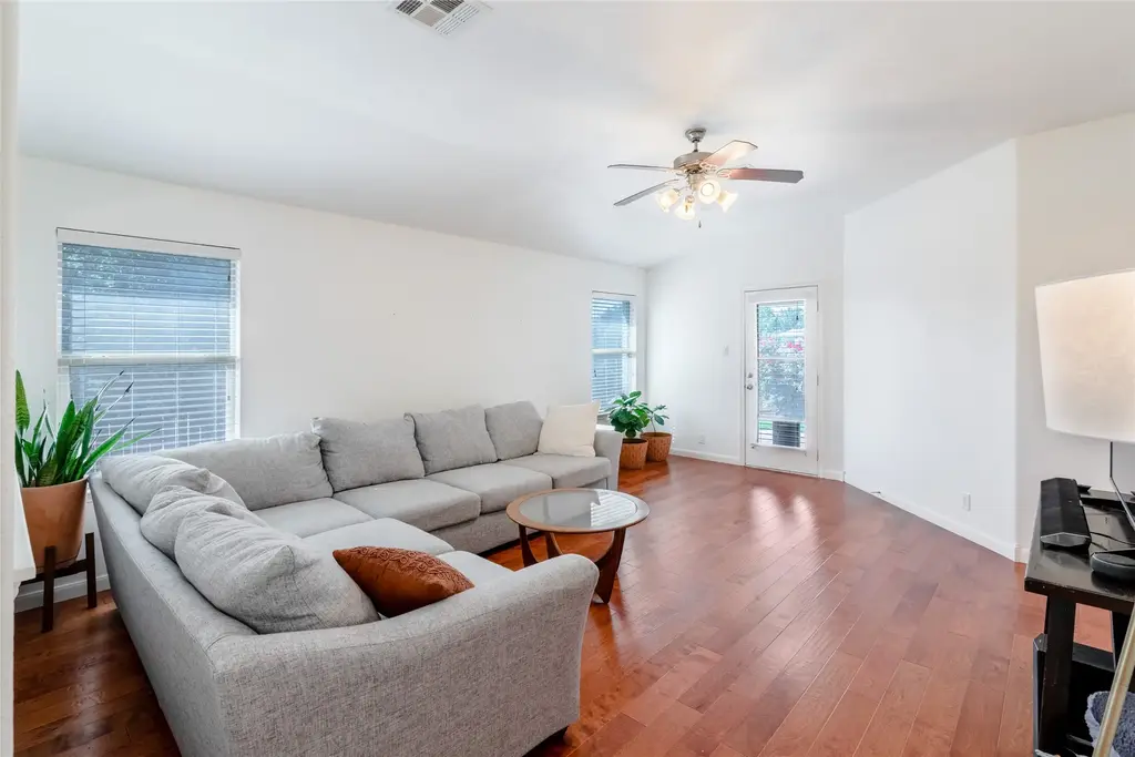 1310 Sunny Meadows Loop, Georgetown