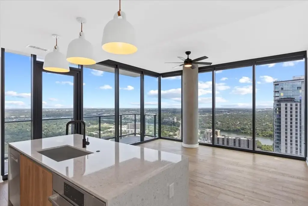 84 East Avenue 3806, Austin