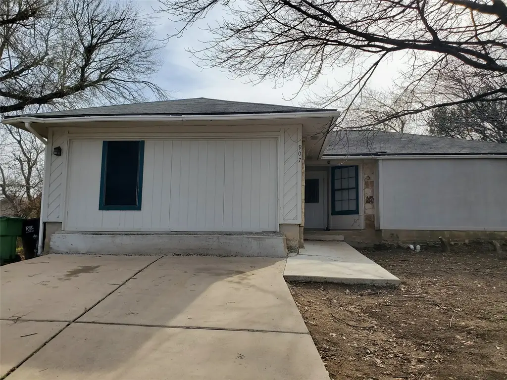 907 Fairway Green Cove, Round Rock
