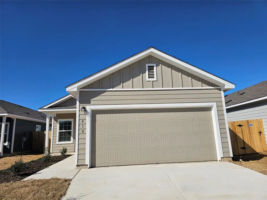 418 Paddlefish Lane, Bastrop