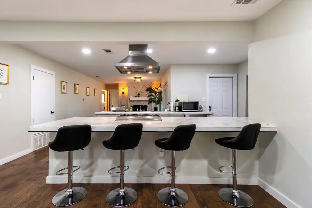 1707 Deerfield Drive, Austin