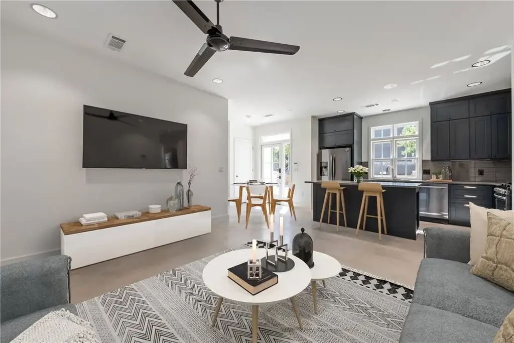 408 W 38 1/2 Street 3, Austin