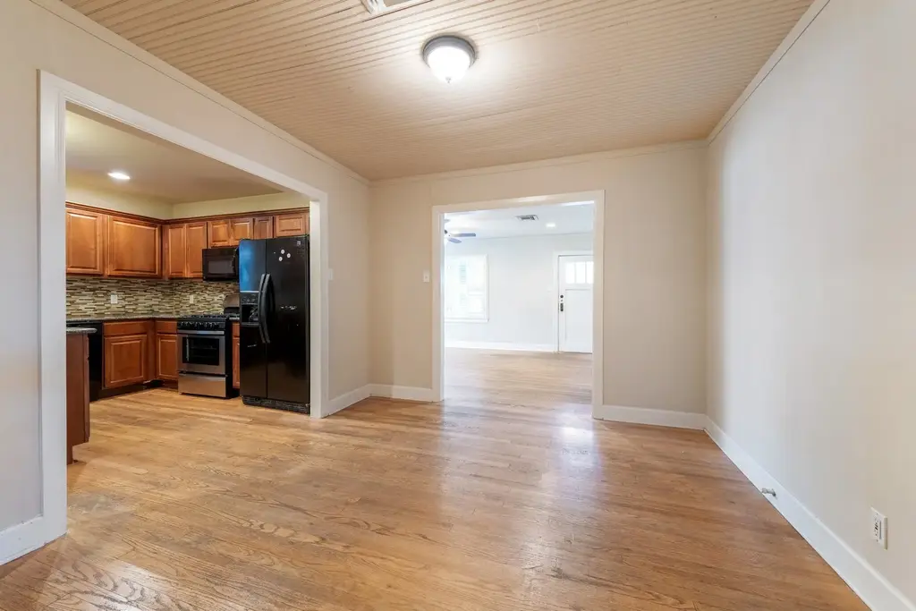 921 E 37th Street A, Austin