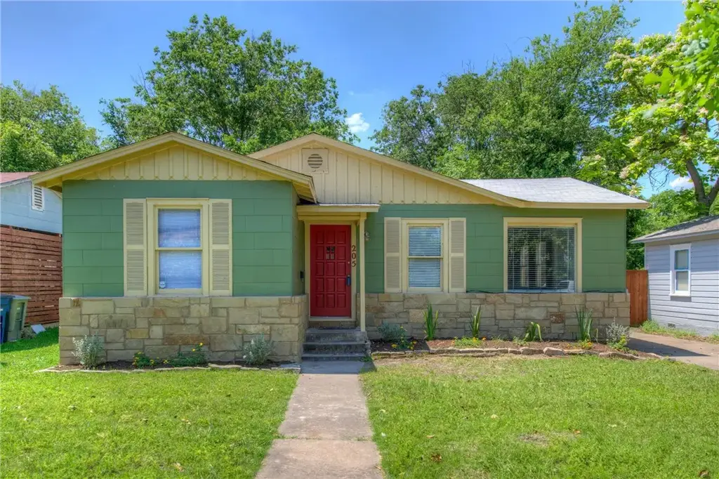 205 W 55th Street, Austin