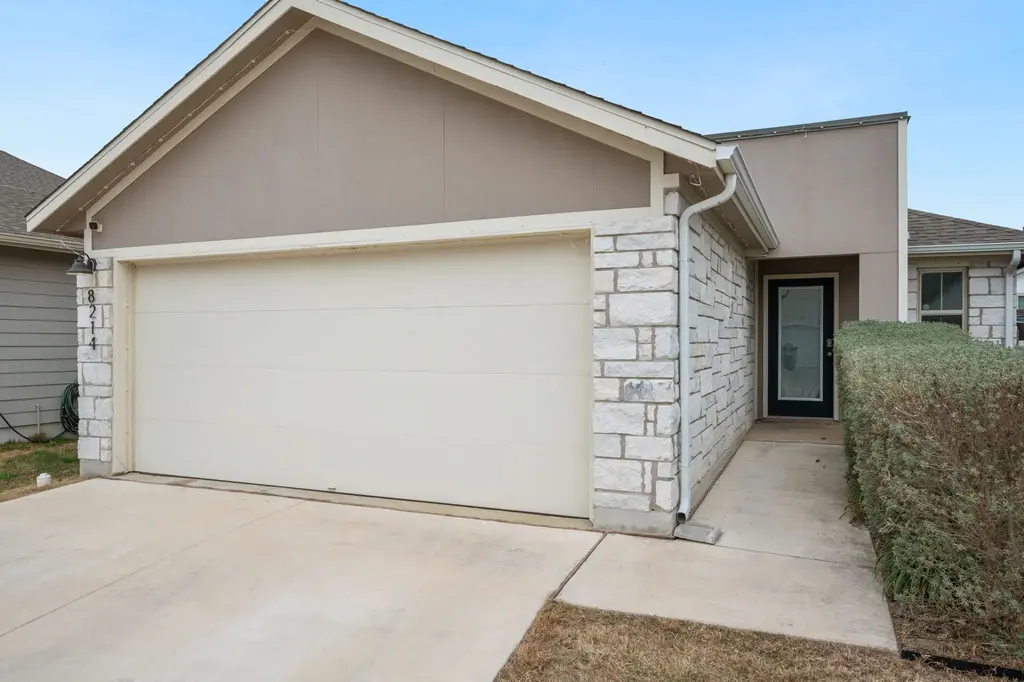 8214 Cottage Rose Drive, Austin