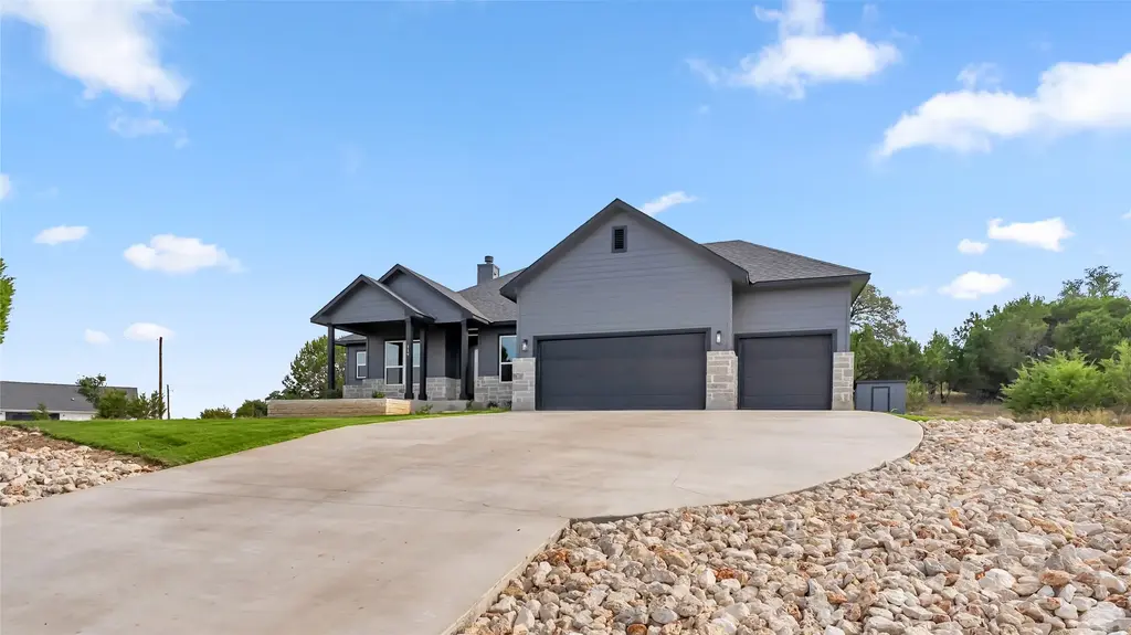 119 Garner Ranch Road, Bertram