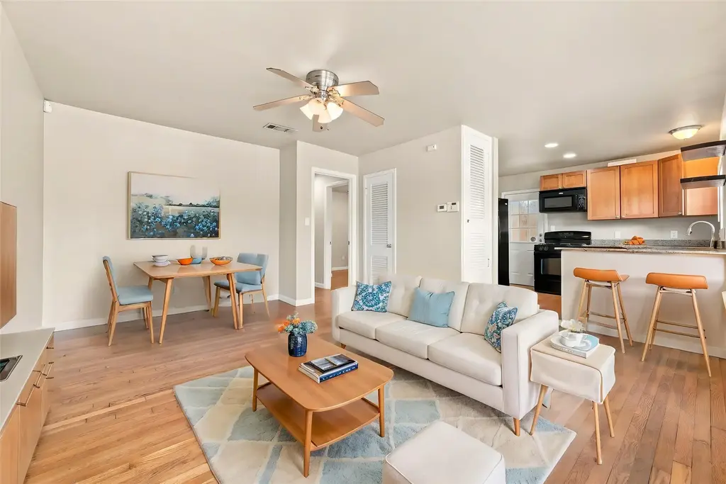4805 Evans Avenue B, Austin