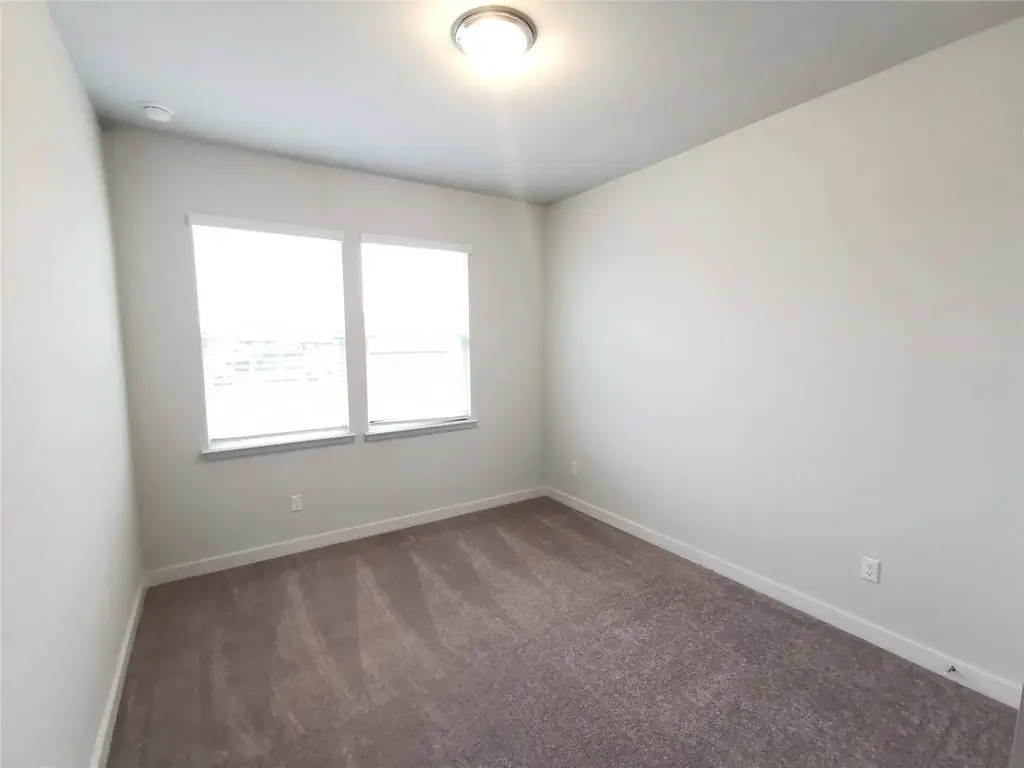 605 W South Street 332, Leander