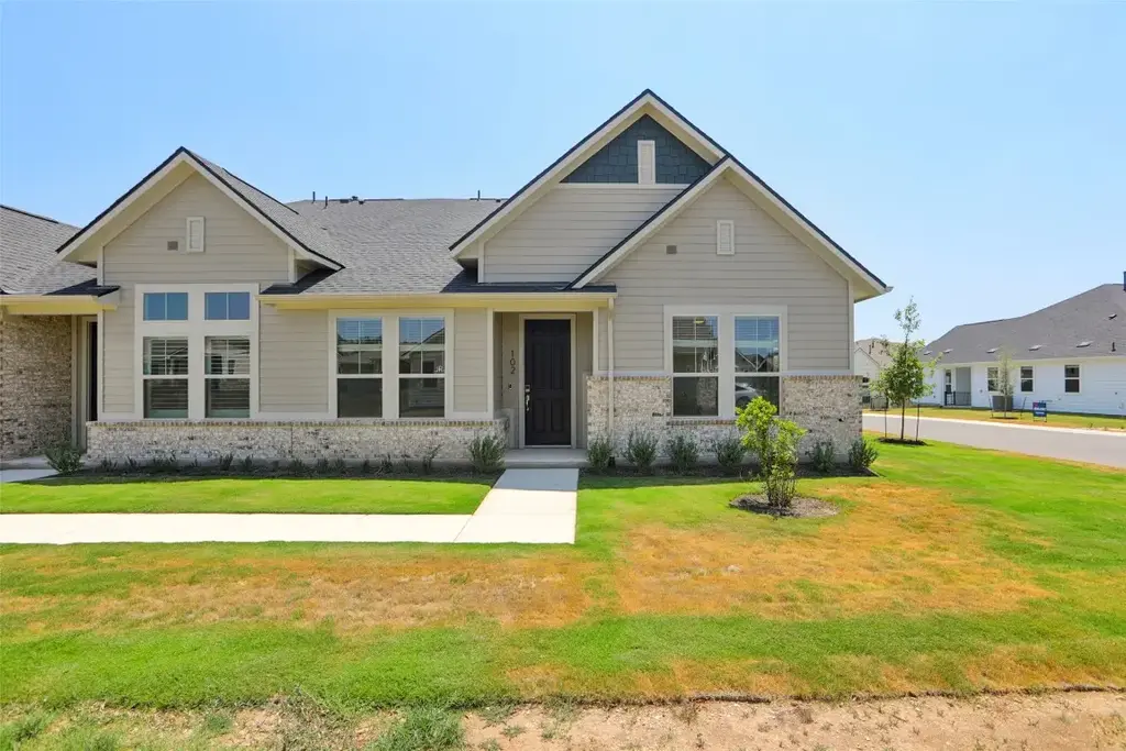 140 Stewart Drive 102, San Marcos