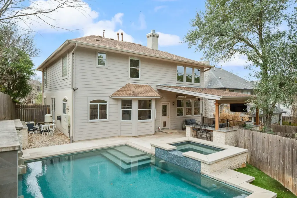 6702 Winnipeg Cove, Austin