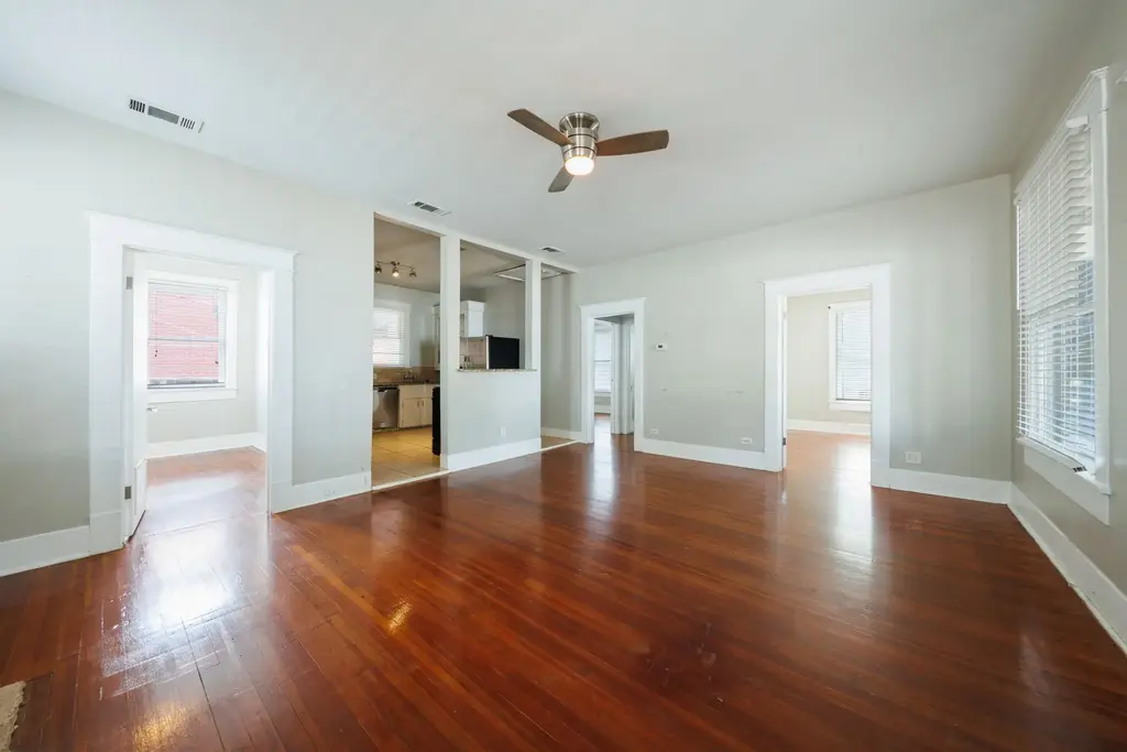 1805 Nueces Street, Austin
