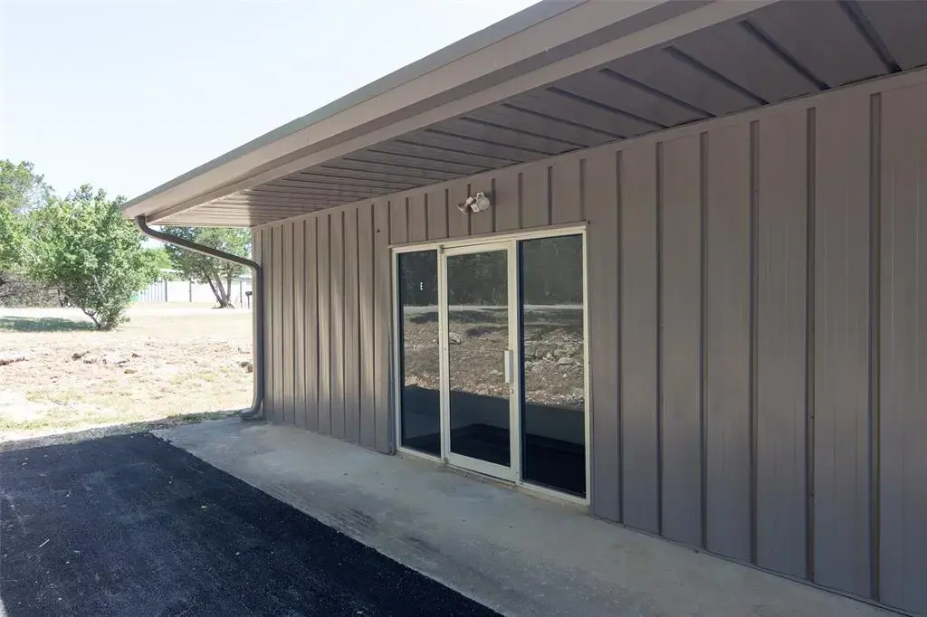 691 La Buena Vista Drive E, Wimberley