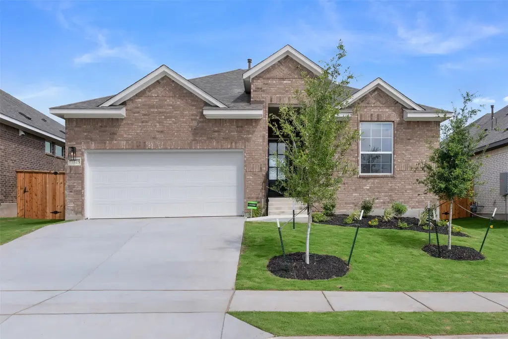 1125 Pansy Trail, Georgetown